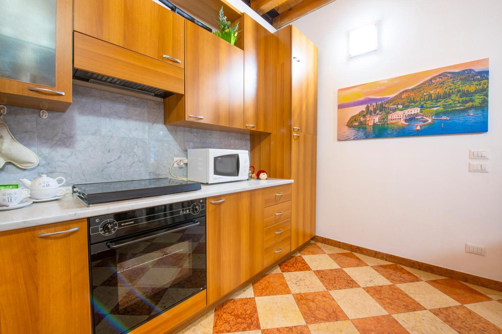 Palace Home Mazzini เวโรนา ภายนอก รูปภาพ